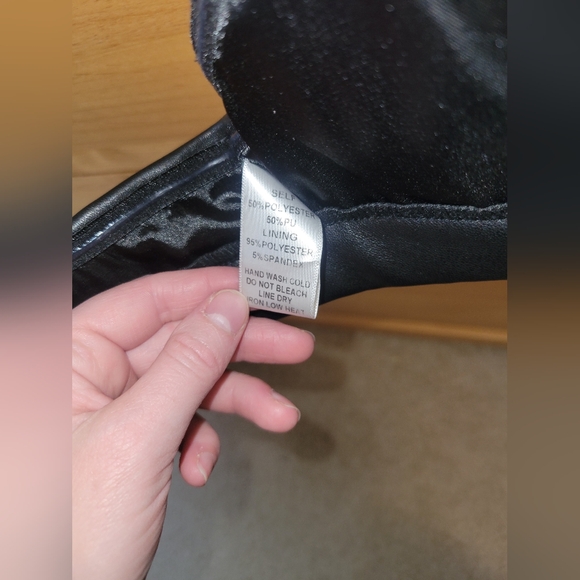 Nasty Gal Faux Leather Bralette - Picture 6 of 7